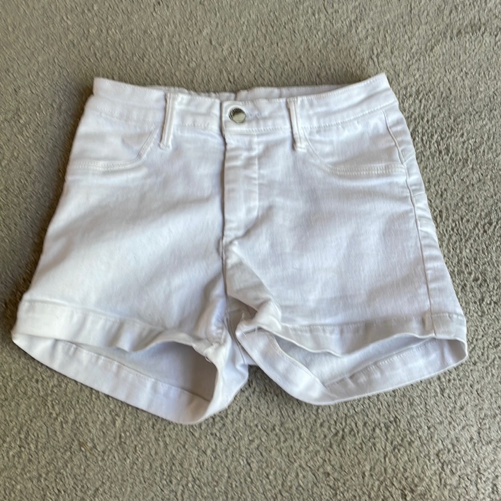 white old navy jean shorts